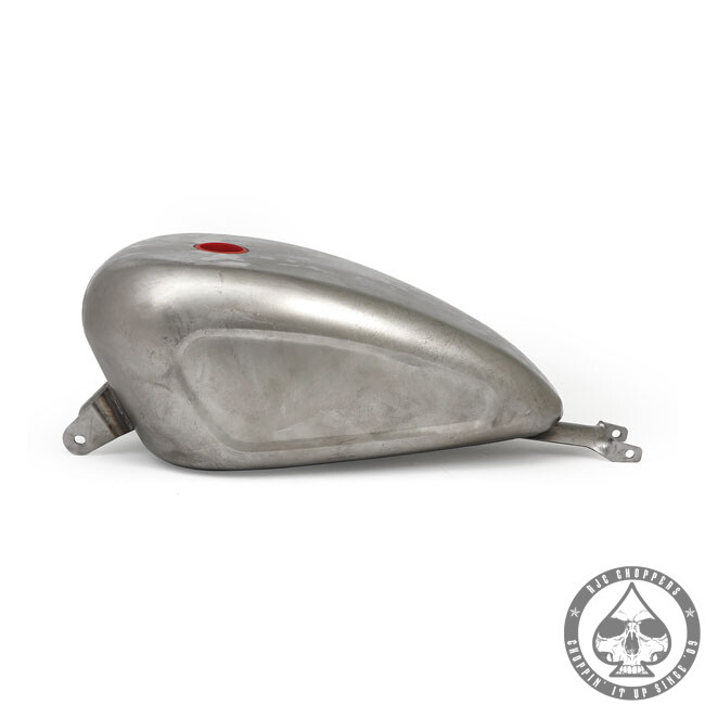 Sportster gas tank, Dished, 3.3 Gallon - Image 3