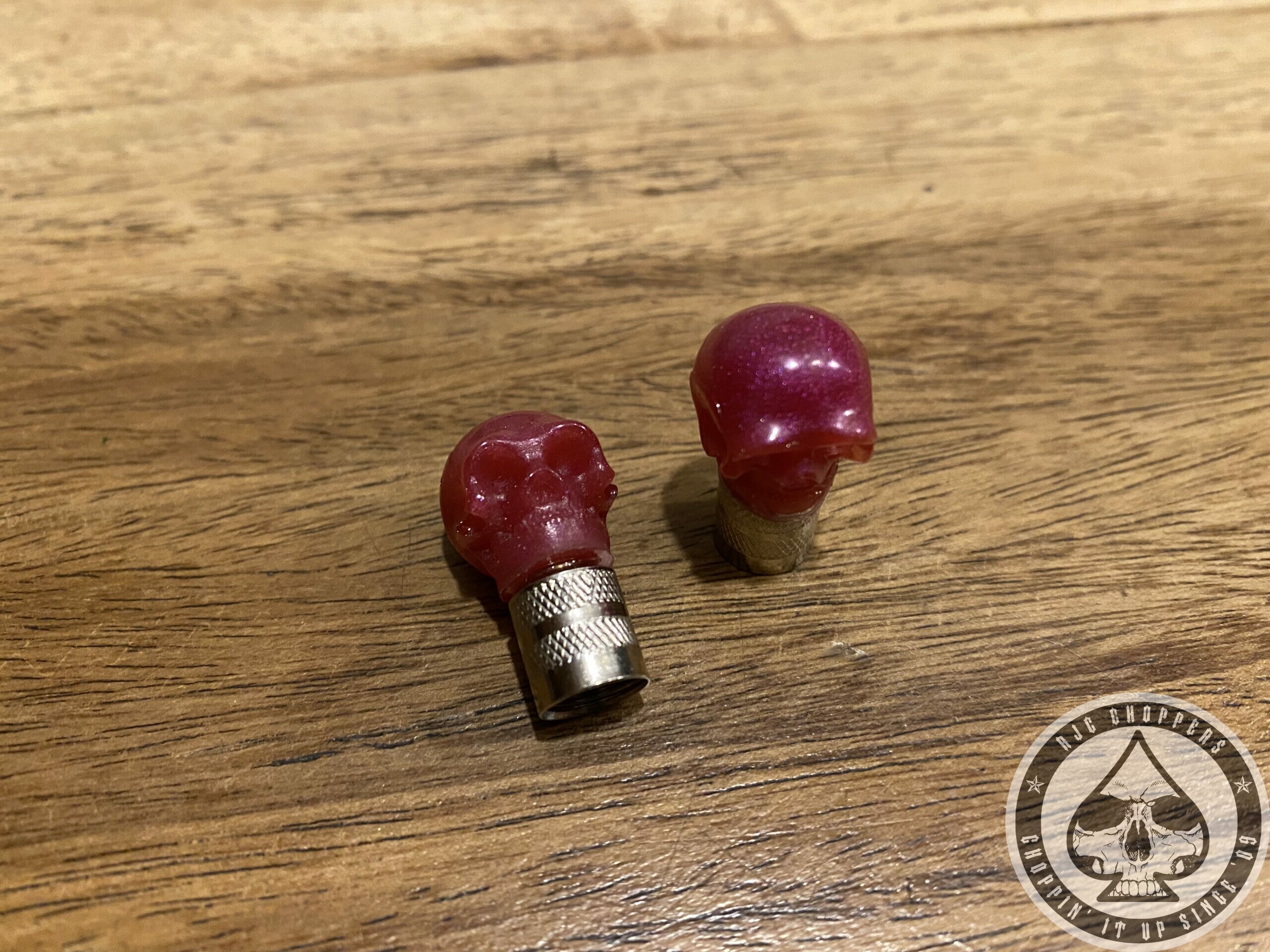 Valve Caps Skull Resin, Aubergine - Image 3